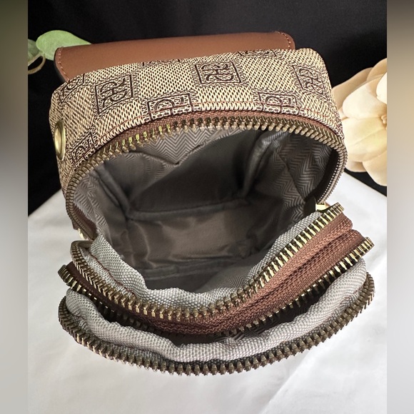 Multifunctional Brown & Tan Argyle Crossbody Mini Purse – Phone crossbody purse - Picture 4 of 7